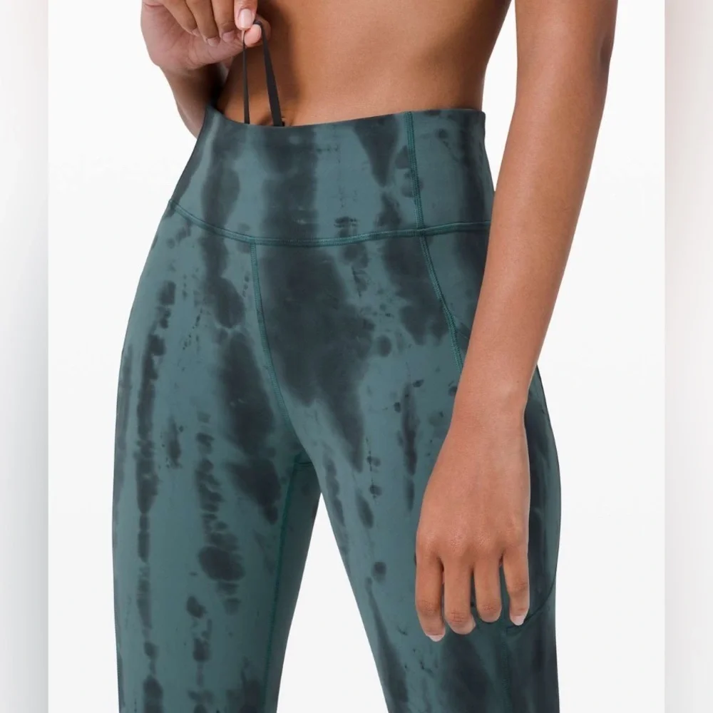 Lululemon Invigorate High-Rise Tight 25